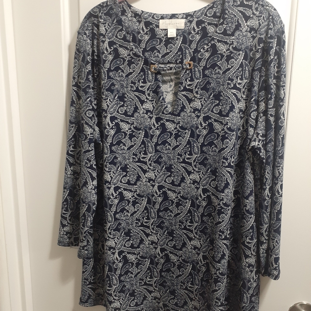 StitchFix XXL navy & white blouse